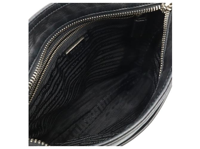 Prada Triangle Schultertasche Schwarz - Ansicht 7