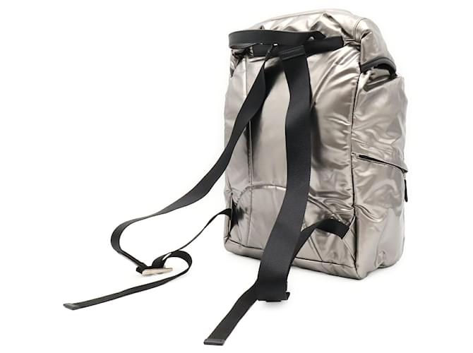 Prada Triangle Rucksack/Schultertasche Silber - Ansicht 3
