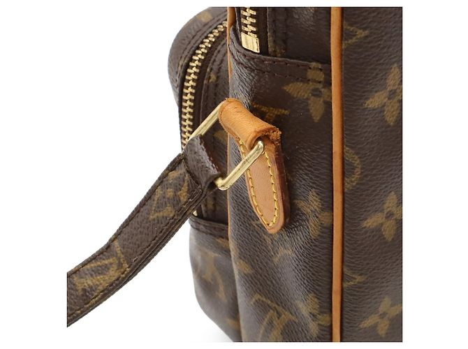 Borsa a tracolla Pochette Louis Vuitton Monogram Amazon Marrone - vista 5