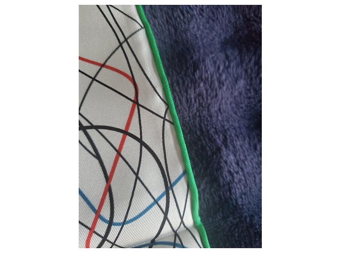 Hermès Carré di seta Brides de Gala au Fil de Soie Nero Bianco Rosso Blu - vista 5