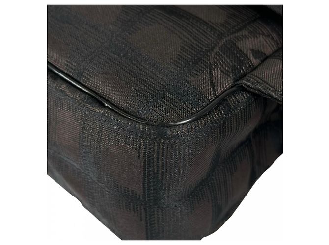Borsa a tracolla Chanel in nylon nero - vista 10