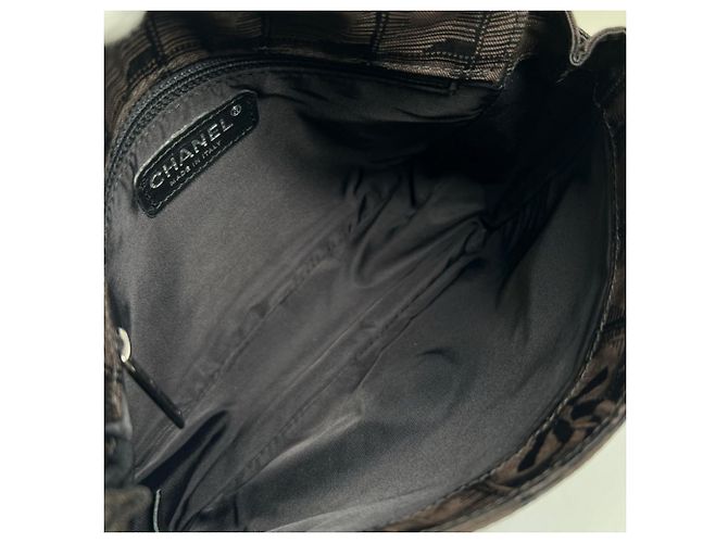 Borsa a tracolla Chanel in nylon nero - vista 16