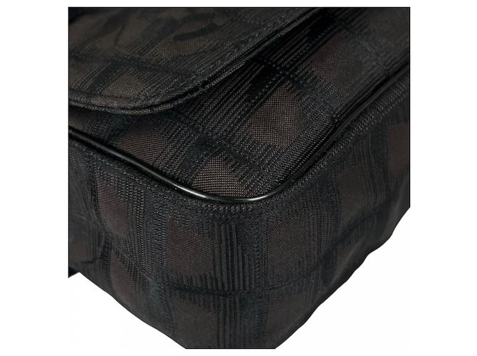 Borsa a tracolla Chanel in nylon nero - vista 7