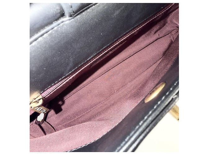 Borsa a tracolla Chanel Matelassé in pelle nera da donna Nero - vista 4