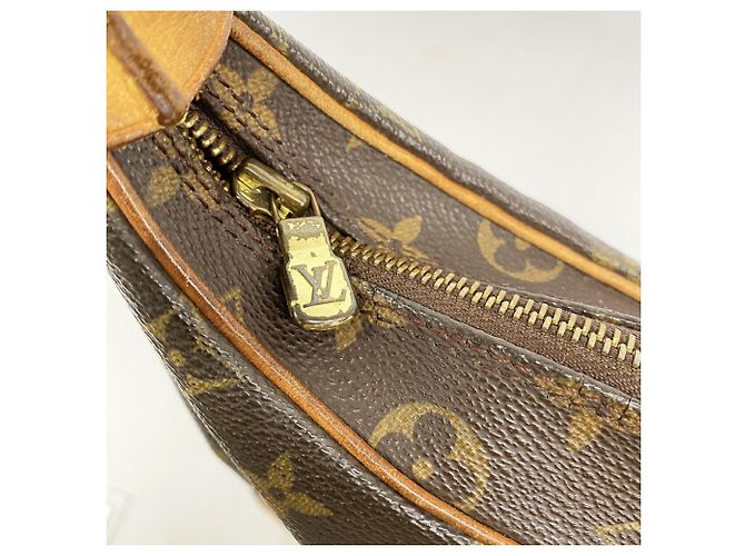Borsa a tracolla Louis Vuitton Monogram Boulogne 30 Marrone - vista 6