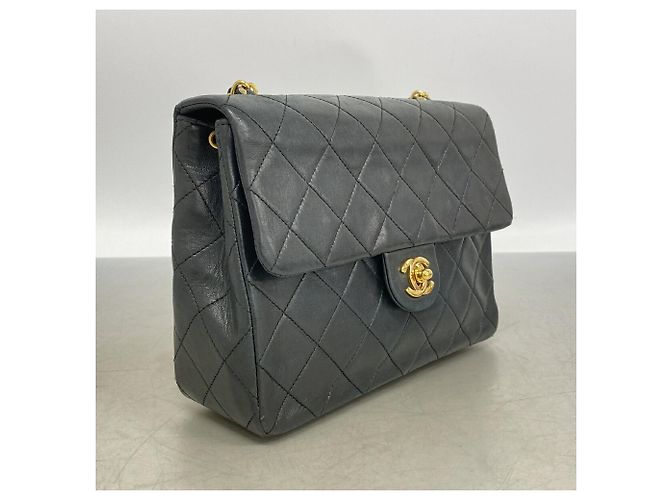 Borsa a tracolla Chanel Mini Matelassé con catena Nero - vista 2