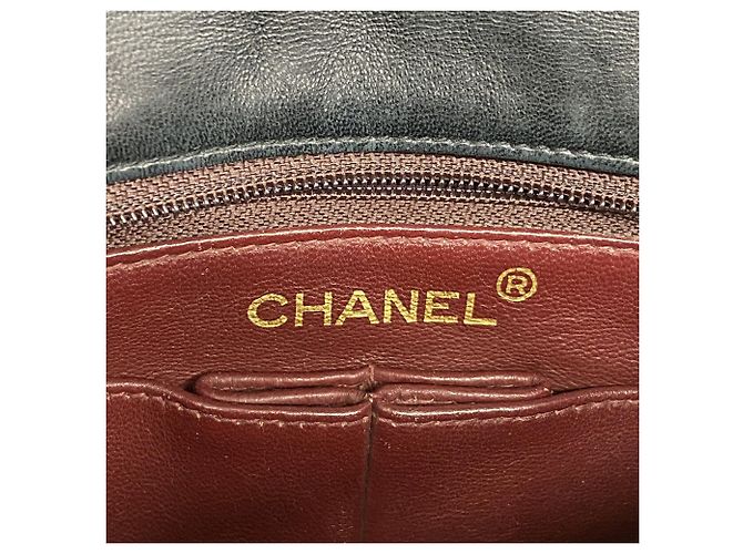 Borsa a tracolla Chanel Mini Matelassé con catena Nero - vista 5