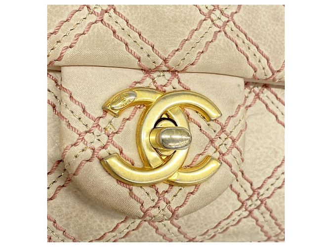 Bolsa de ombro Chanel em couro rosa - vista 10