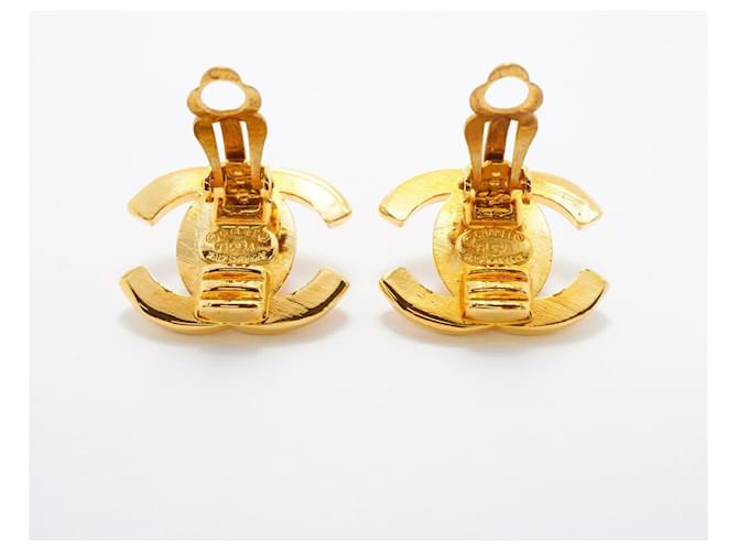 Orecchini Chanel Coco Mark Turnlock D'oro - vista 7