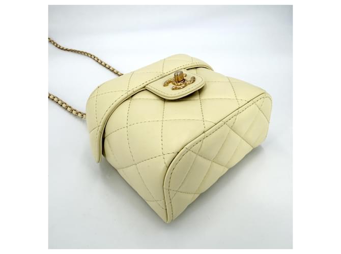Borsa Vanity Chanel Matelassé Giallo - vista 3