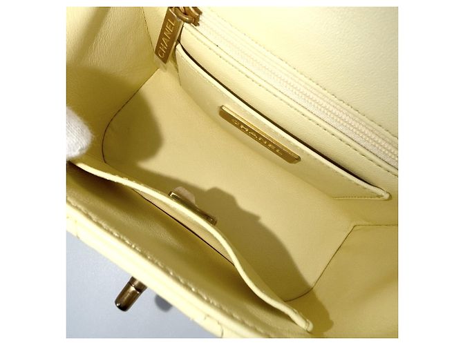 Borsa Vanity Chanel Matelassé Giallo - vista 4