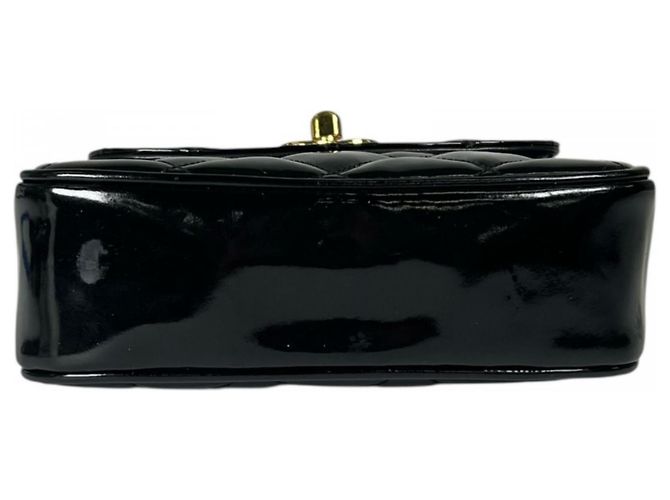 Timeless Borsa a tracolla Chanel Matelassé Nero - vista 3