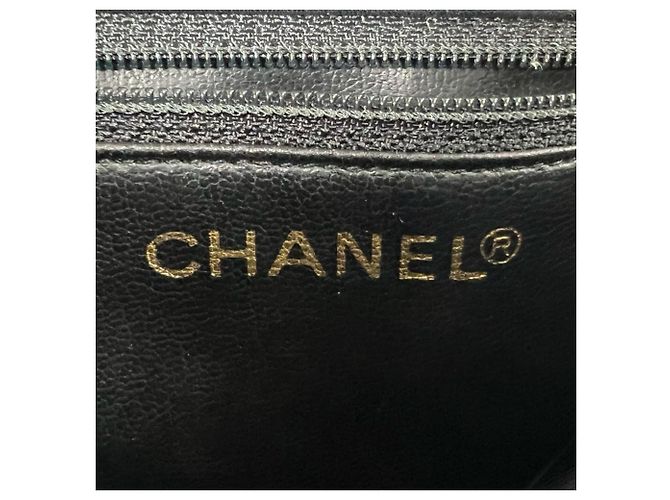 Timeless Borsa a tracolla Chanel Matelassé Nero - vista 6