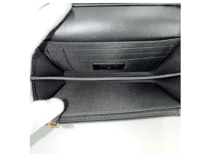 Timeless Borsa a tracolla Chanel Matelassé in pelle nera Nero - vista 5