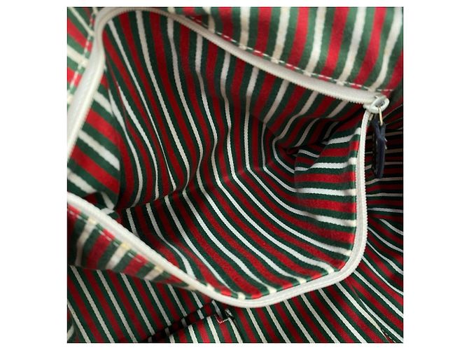GUCCI New Brit Semi-Schultertasche aus Leder mit GG-Logo-Hardware Schwarz - Ansicht 10
