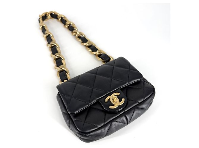 Borsa a tracolla Chanel Mini Matelassé con catena Nero - vista 3