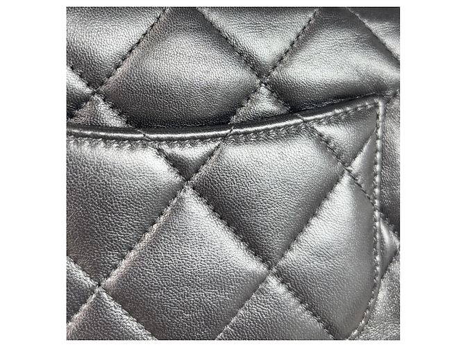 Borsa a tracolla Chanel Mini Matelassé con catena Nero - vista 8