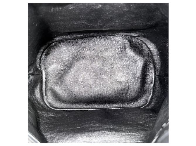 Borsa a tracolla Chanel Black Matelassé Nero - vista 4