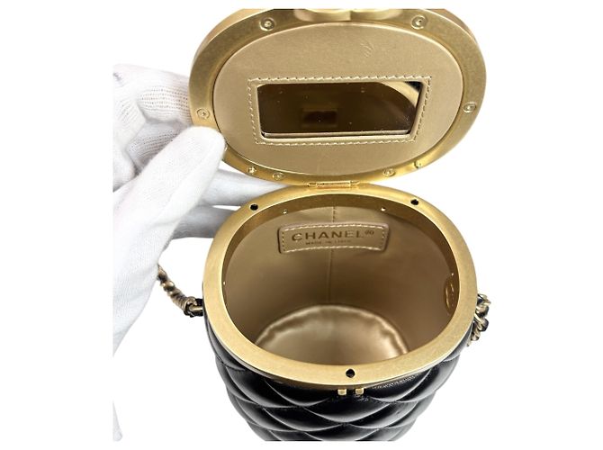 Borsa a tracolla mini Chanel Matelassé Nero - vista 4