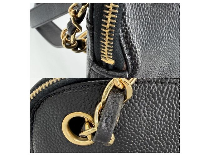 Chanel Handtasche aus schwarzem genarbtem Kalbsleder - Ansicht 10