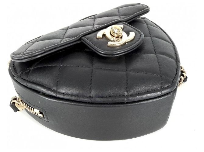 Borsa a tracolla Chanel Matelassé Nero - vista 3