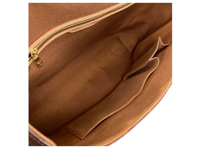 Borsa a tracolla Louis Vuitton M45257 Abesses Monogramma - vista 5