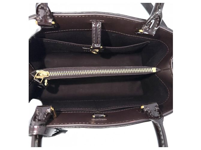 Borsa Louis Vuitton Monogram Vernis Amarante Montaigne BB Bordò - vista 4