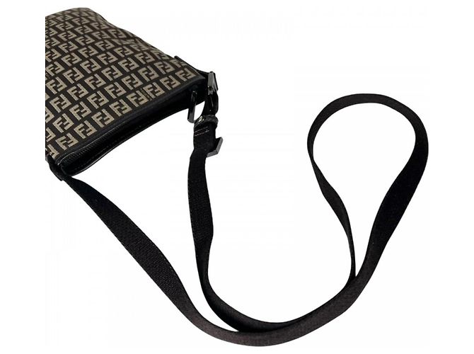 Borsa a tracolla Fendi in tela e pelle marrone - vista 5