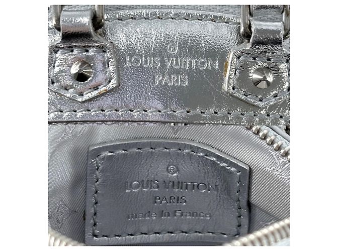 Portachiavi Louis Vuitton Mini Lockit Argento - vista 4