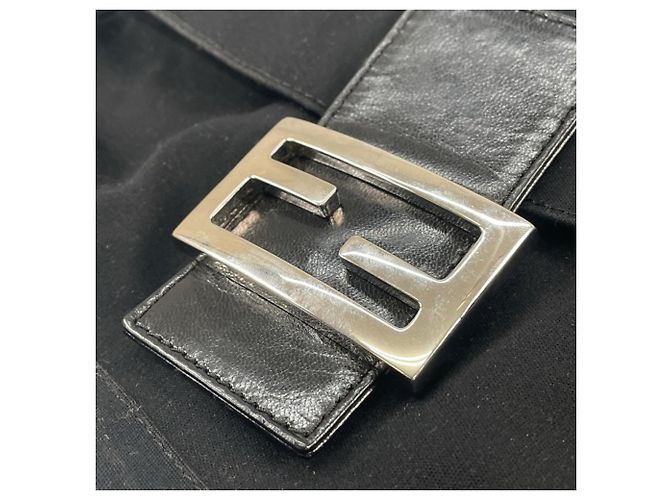 Borsa a secchiello Fendi Mamma Nero - vista 16