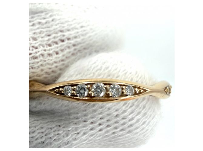Anello half eternity Chanel Collezione Camélia da donna - vista 3