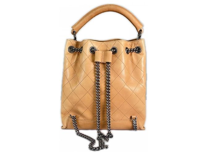 Borsa a mano Chanel in pelle beige - vista 2