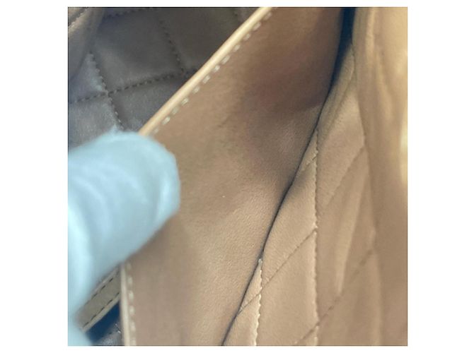 Borsa a mano Chanel in pelle beige - vista 6