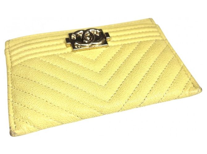 Tarjetero Chanel de piel de becerro granulada amarilla Amarillo - vista 3