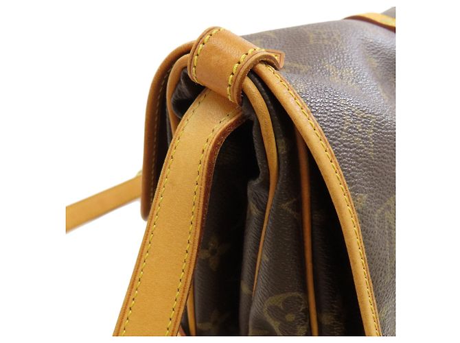 Louis Vuitton M42256 Saumur 30 Shoulder Bag Monogramma - vista 17