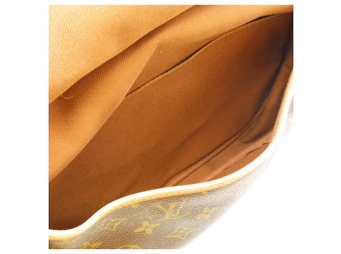 Louis Vuitton M42256 Saumur 30 Shoulder Bag Monogramma - vista 6