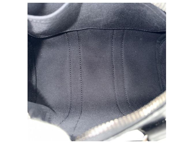 Louis Vuitton Men's Monogram Eclipse Keepall Bandoulière 25 Nero - vista 4