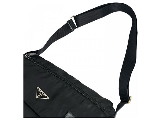 Borsa a tracolla Prada in nylon nero - vista 4