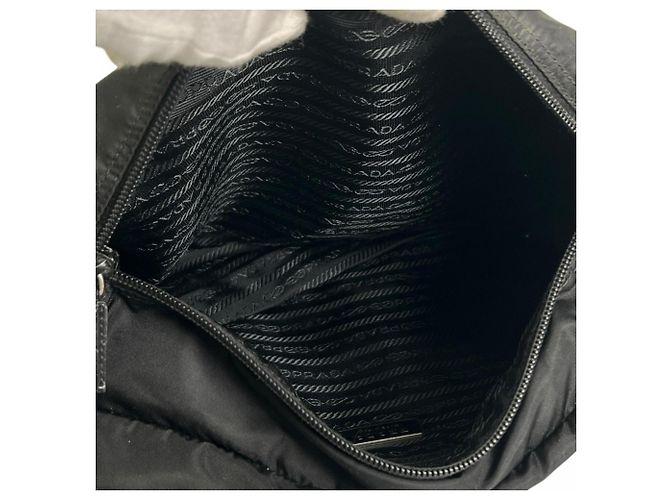 Borsa a tracolla Prada in nylon nero - vista 5