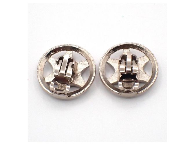 Chanel Vintage CC Round Clip-On Metal Small Argento - vista 2