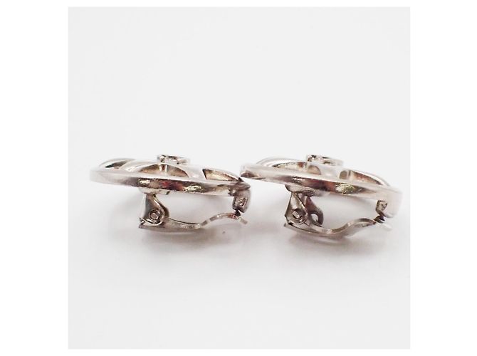 Chanel Vintage CC Round Clip-On Metal Small Argento - vista 3