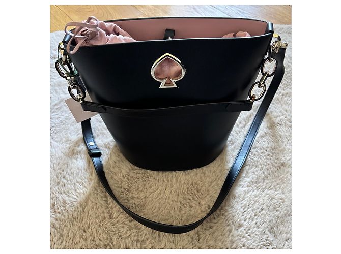 Kate Spade – Suzy Small Bucket Bag Nero Gold hardware - vista 2