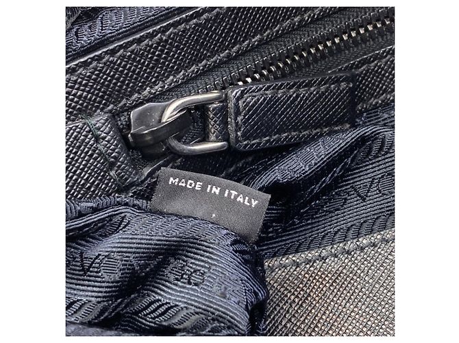 Borsa a tracolla Prada con logo triangolare in nylon nero - vista 7