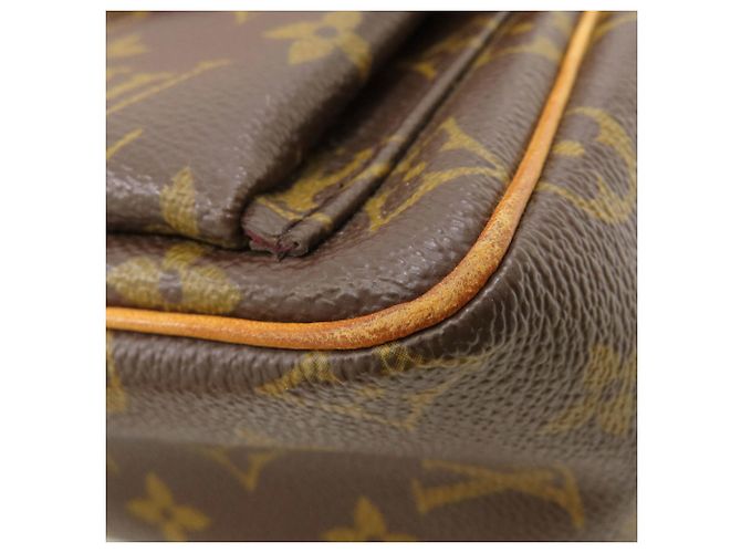 Louis Vuitton M51165 Viva-Cite PM Shoulder Bag Monogramma - vista 15