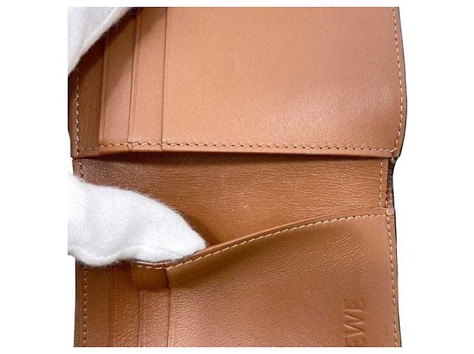 Cartera tri-fold Loewe en piel marrón Castaño - vista 7
