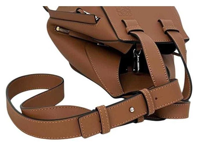 Borsa a spalla Loewe Hammock Compact Marrone - vista 9