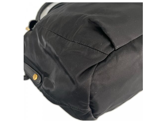 Borsa a mano Prada in nylon nero - vista 14