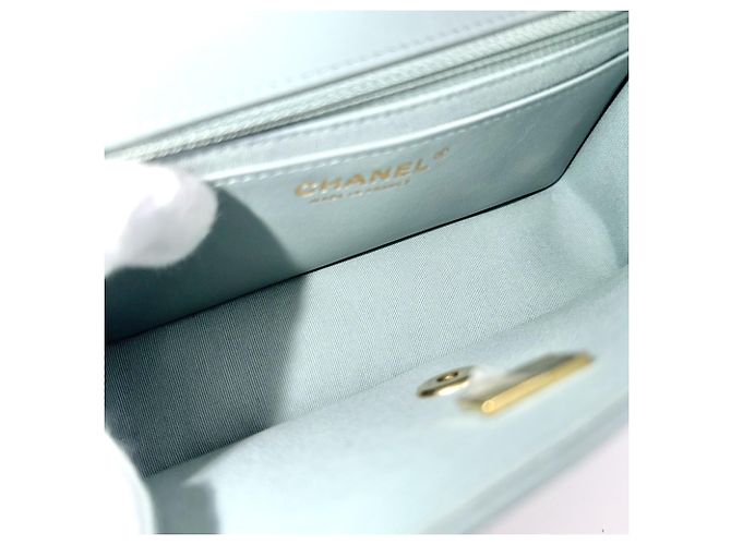 Borsa a tracolla Chanel in pelle verde e bianca Bianco - vista 4