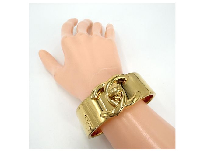 Bracciale Rigido Chanel Vintage Oro D'oro - vista 3