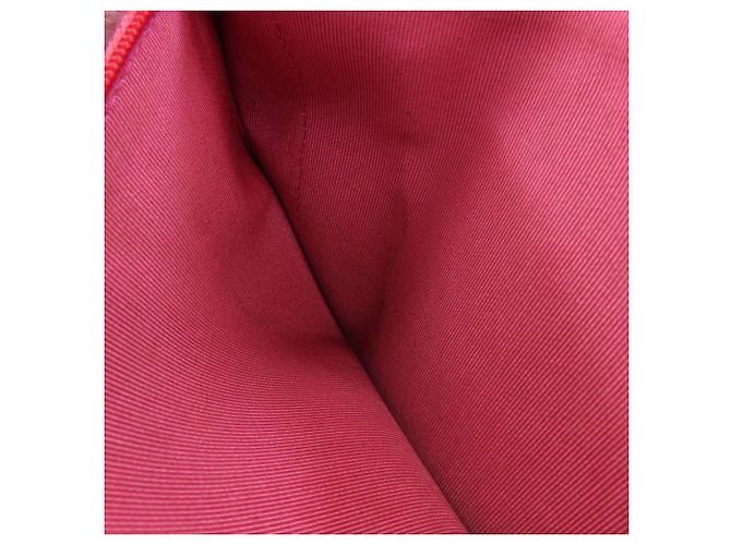 Borsa a tracolla Chanel Chain Wallet Matelassé Rosa - vista 12
